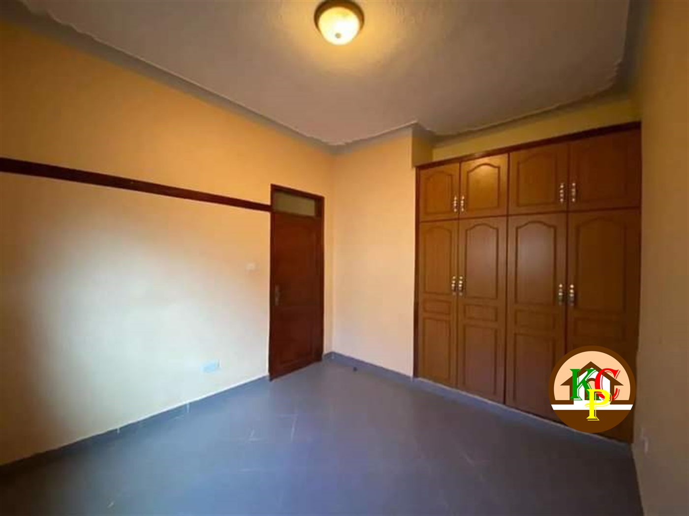 Semi Detached for rent in Kisaasi Kampala