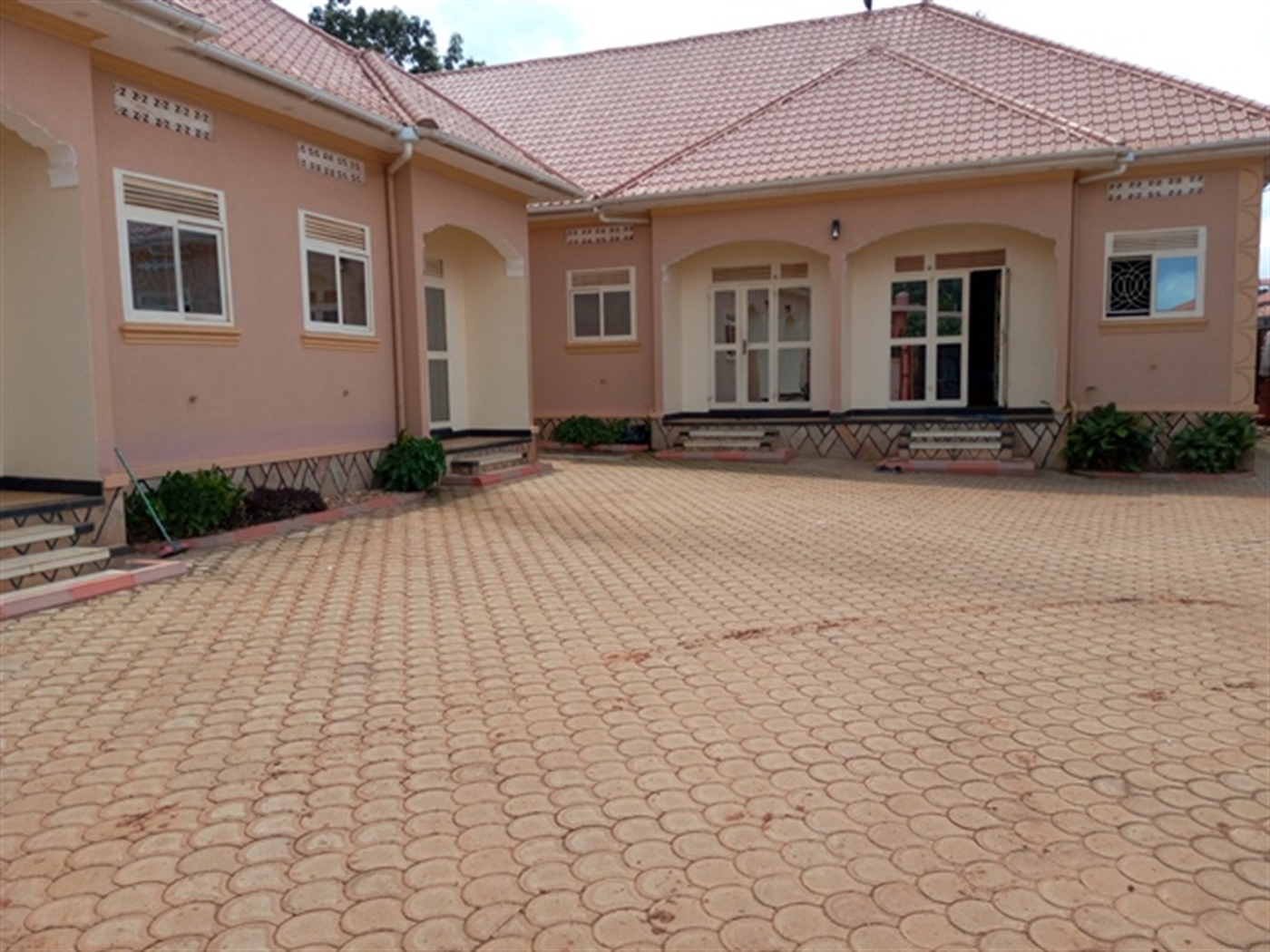 Semi Detached for rent in Kira Wakiso