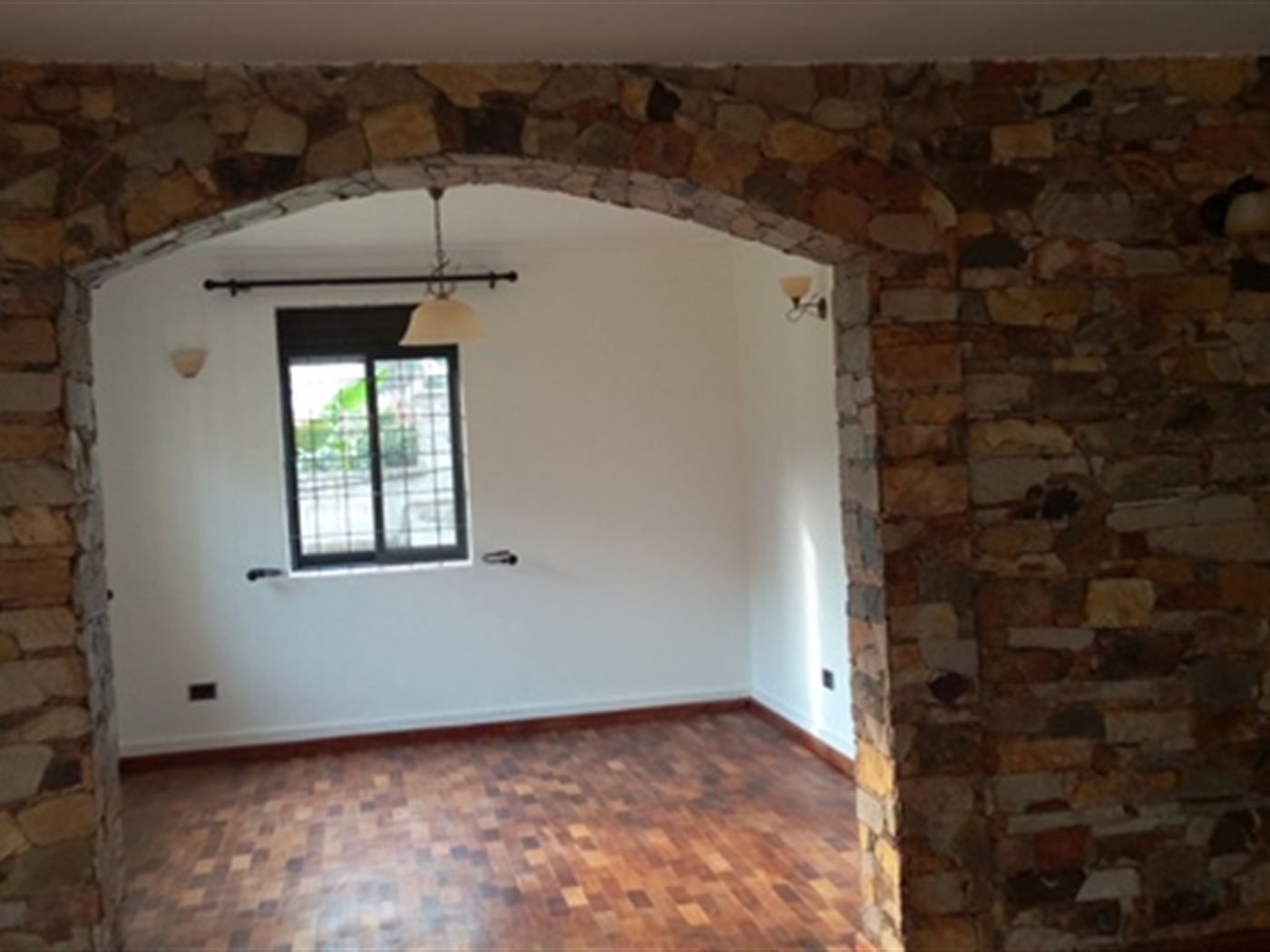 Villa for rent in Naguru Kampala