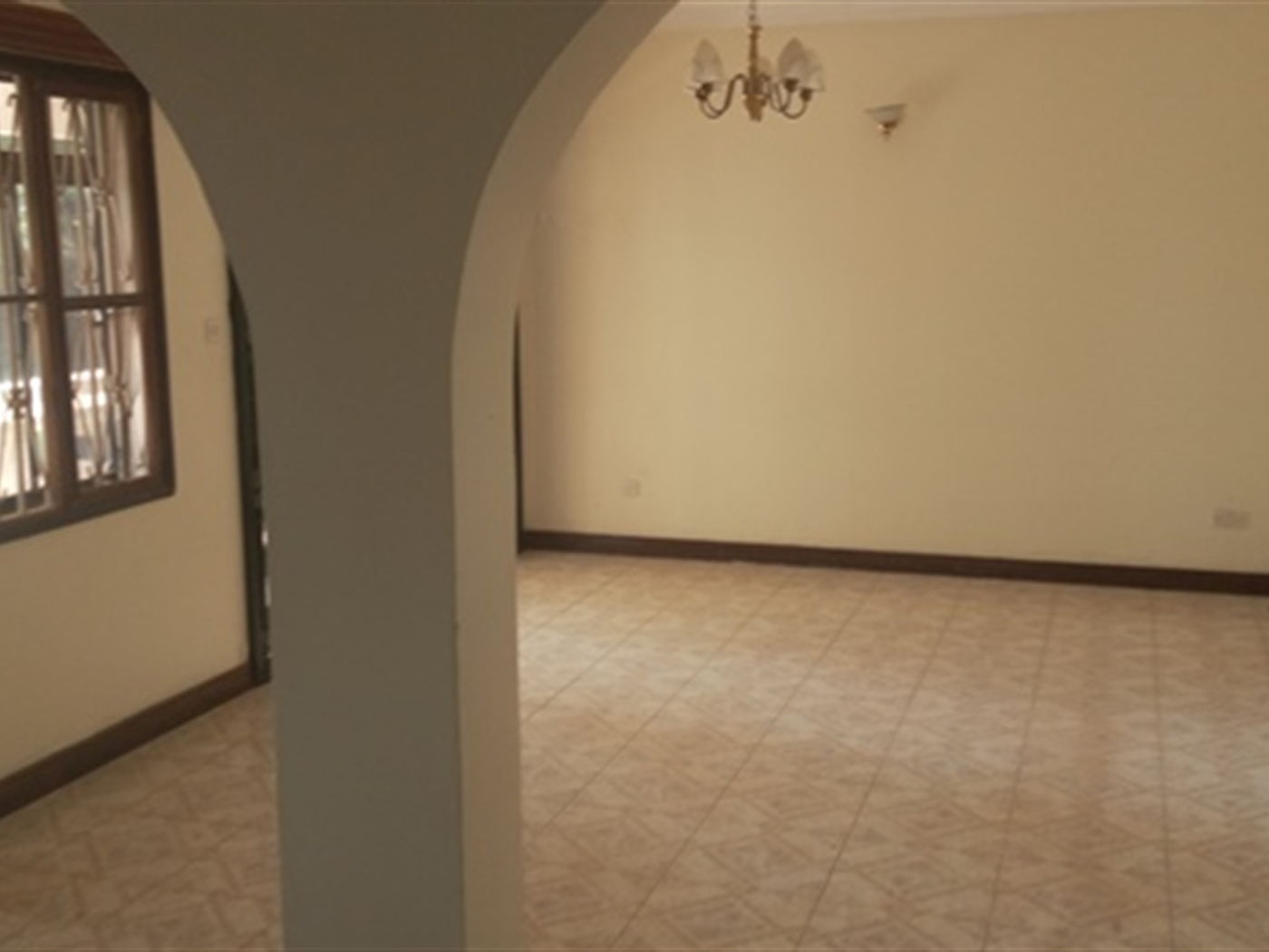 Bungalow for rent in Naguru Kampala