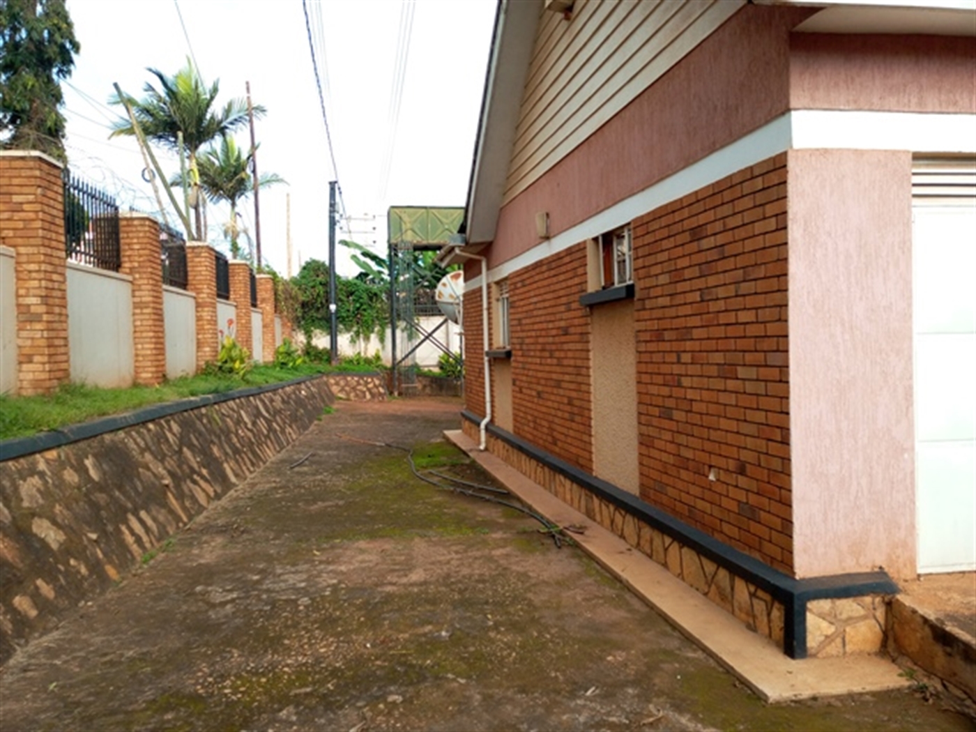 Mansion for rent in Ntinda Kampala