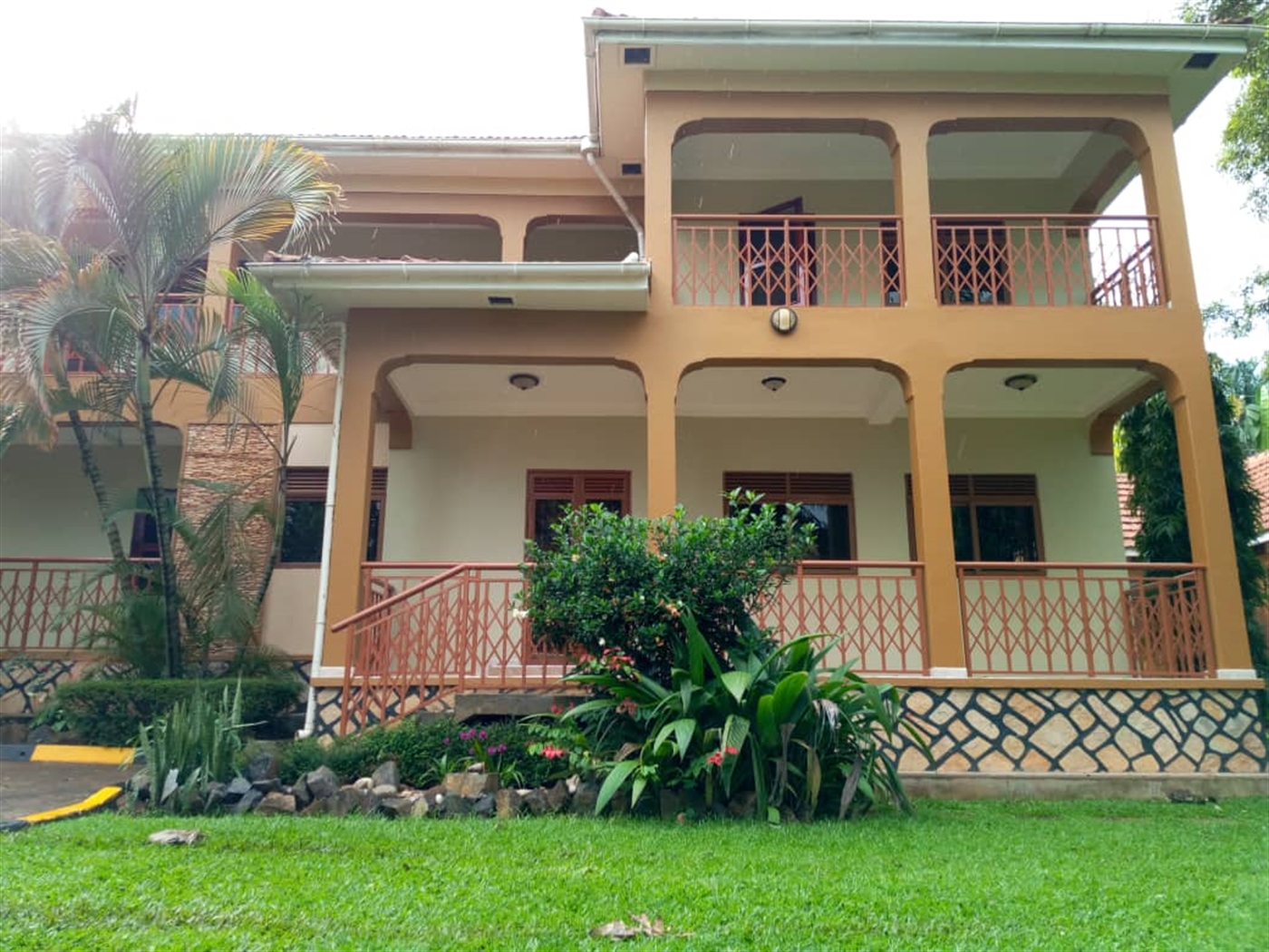 Mansion for rent in Naguru Kampala