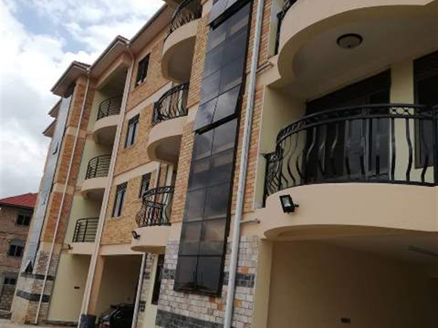 Apartment for rent in Kisaasi Kampala