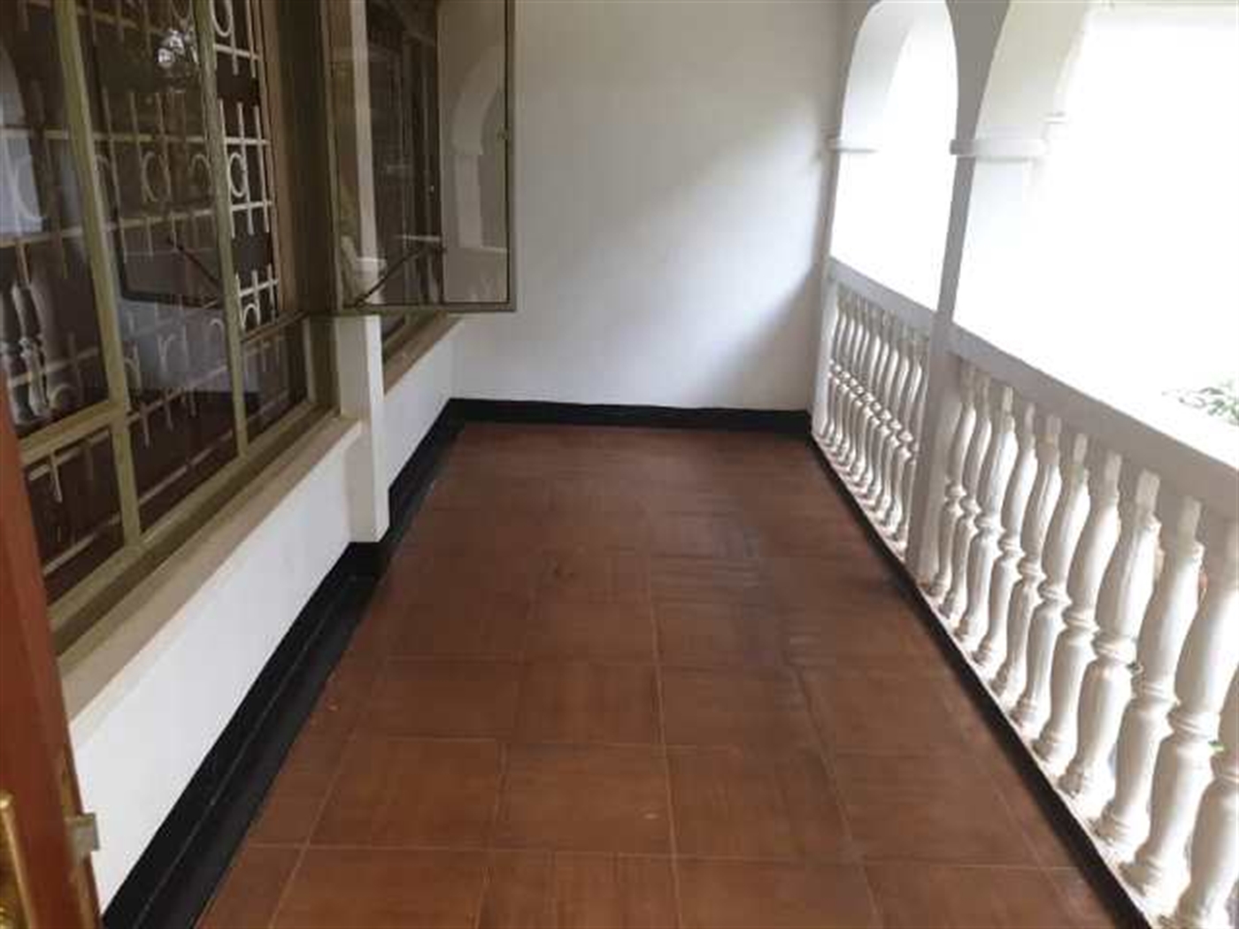 Bungalow for rent in Kololo Kampala