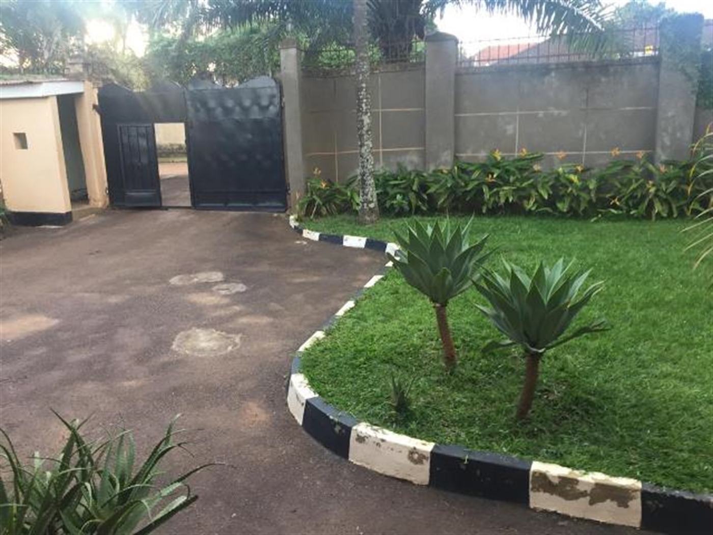 Mansion for rent in Ntinda Kampala