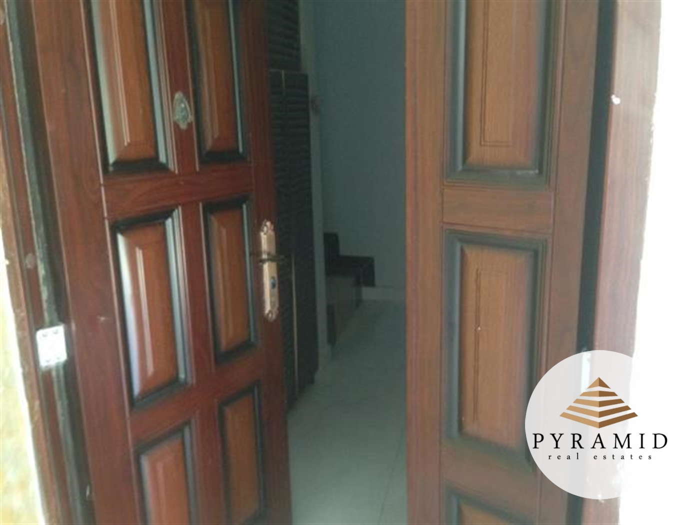 Duplex for rent in Muyenga Kampala