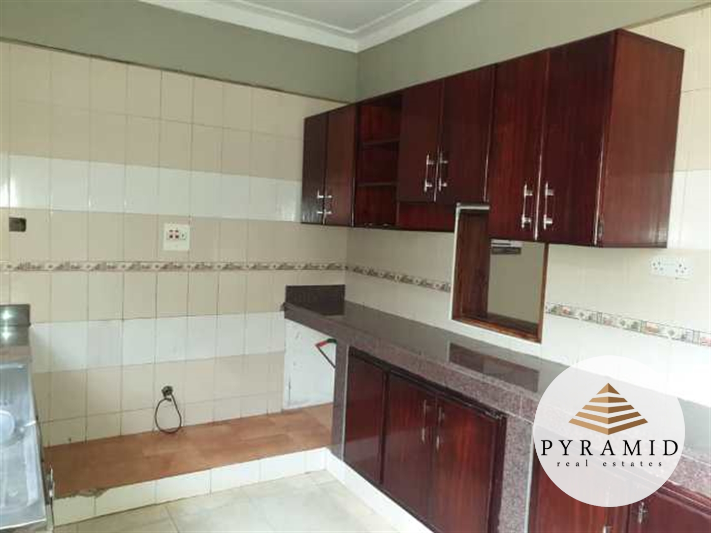 Town House for rent in Naguru Kampala