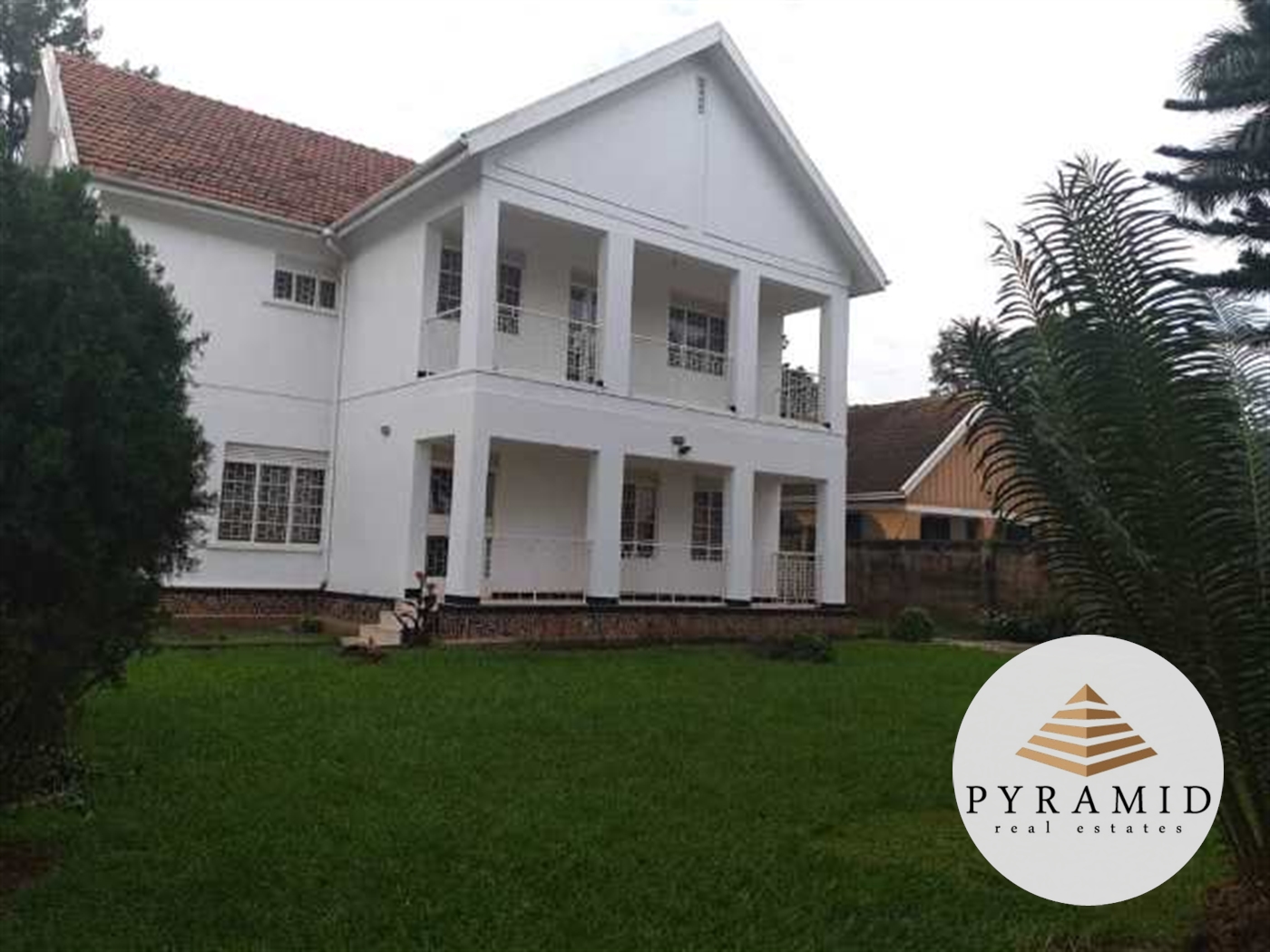 Mansion for rent in Bugoloobi Kampala