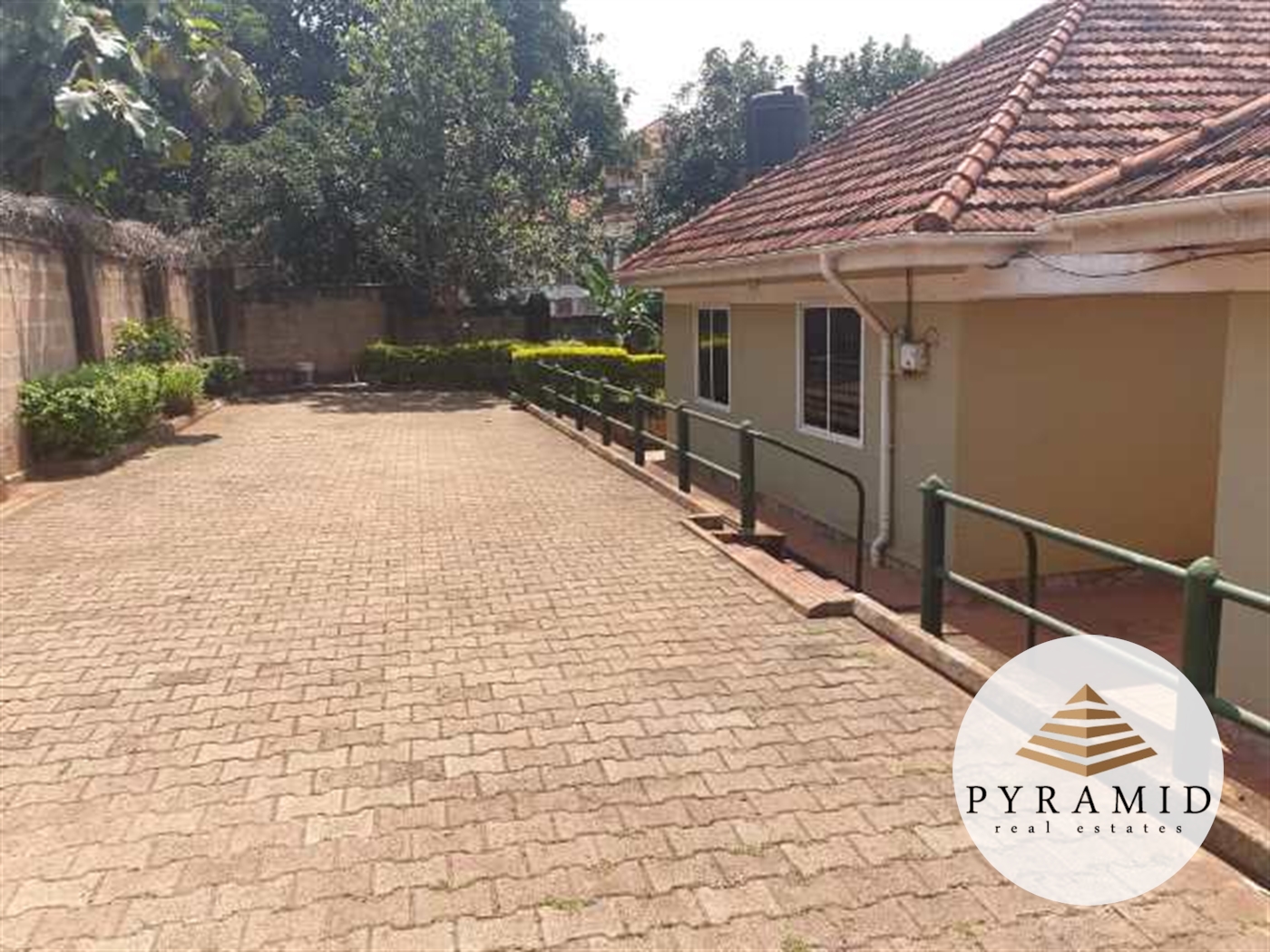 Bungalow for rent in Naguru Kampala