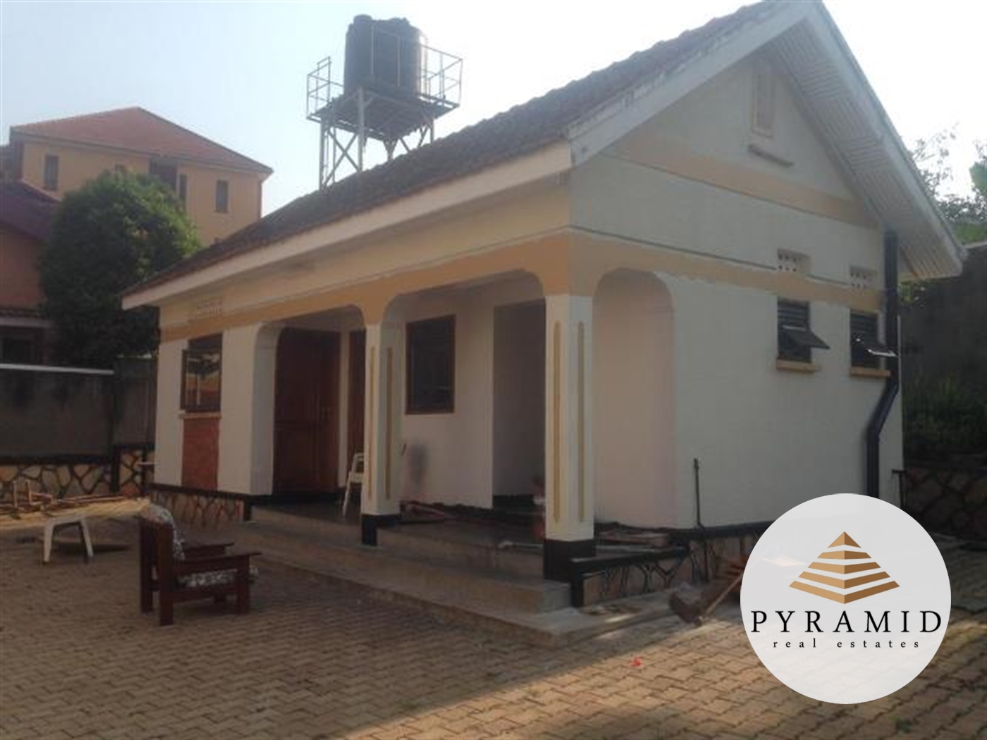 Bungalow for rent in Luzira Kampala