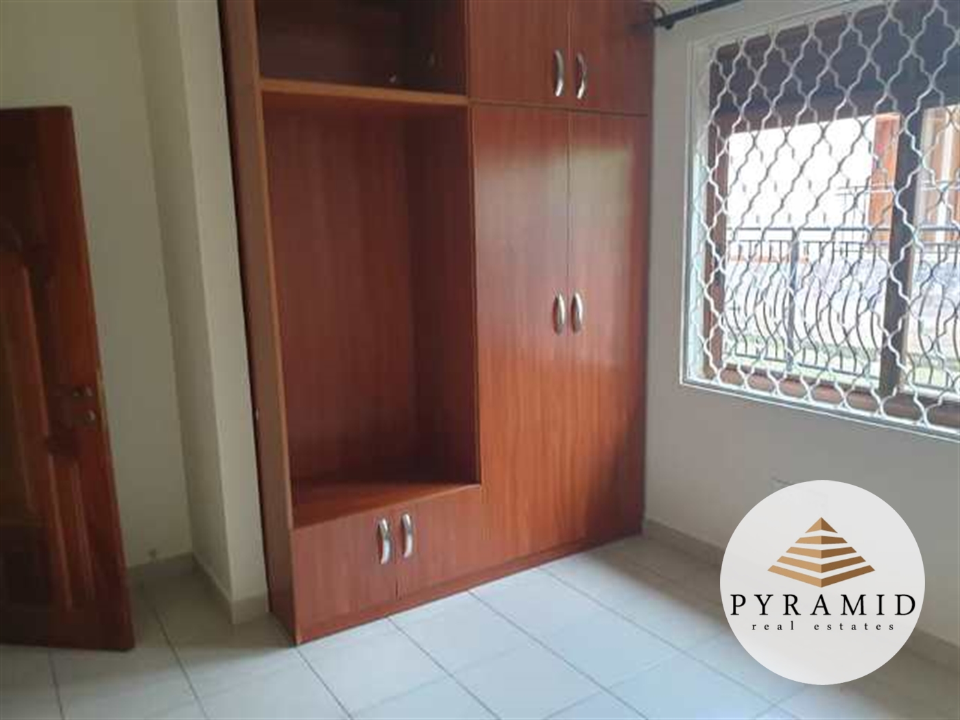 Duplex for rent in Kololo Kampala