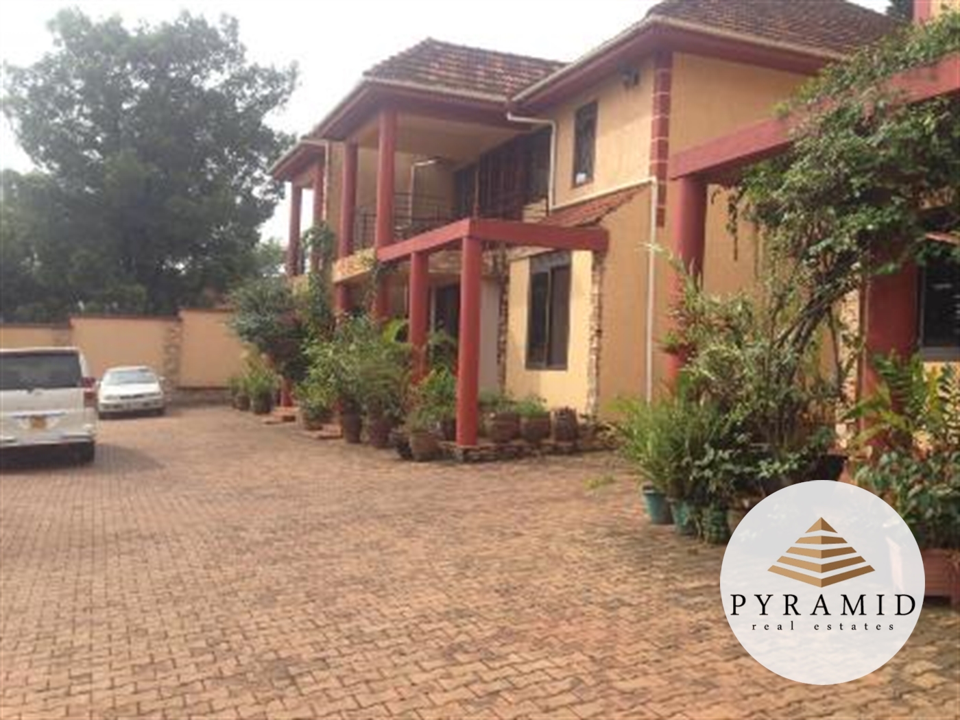 Town House for rent in Naguru Kampala