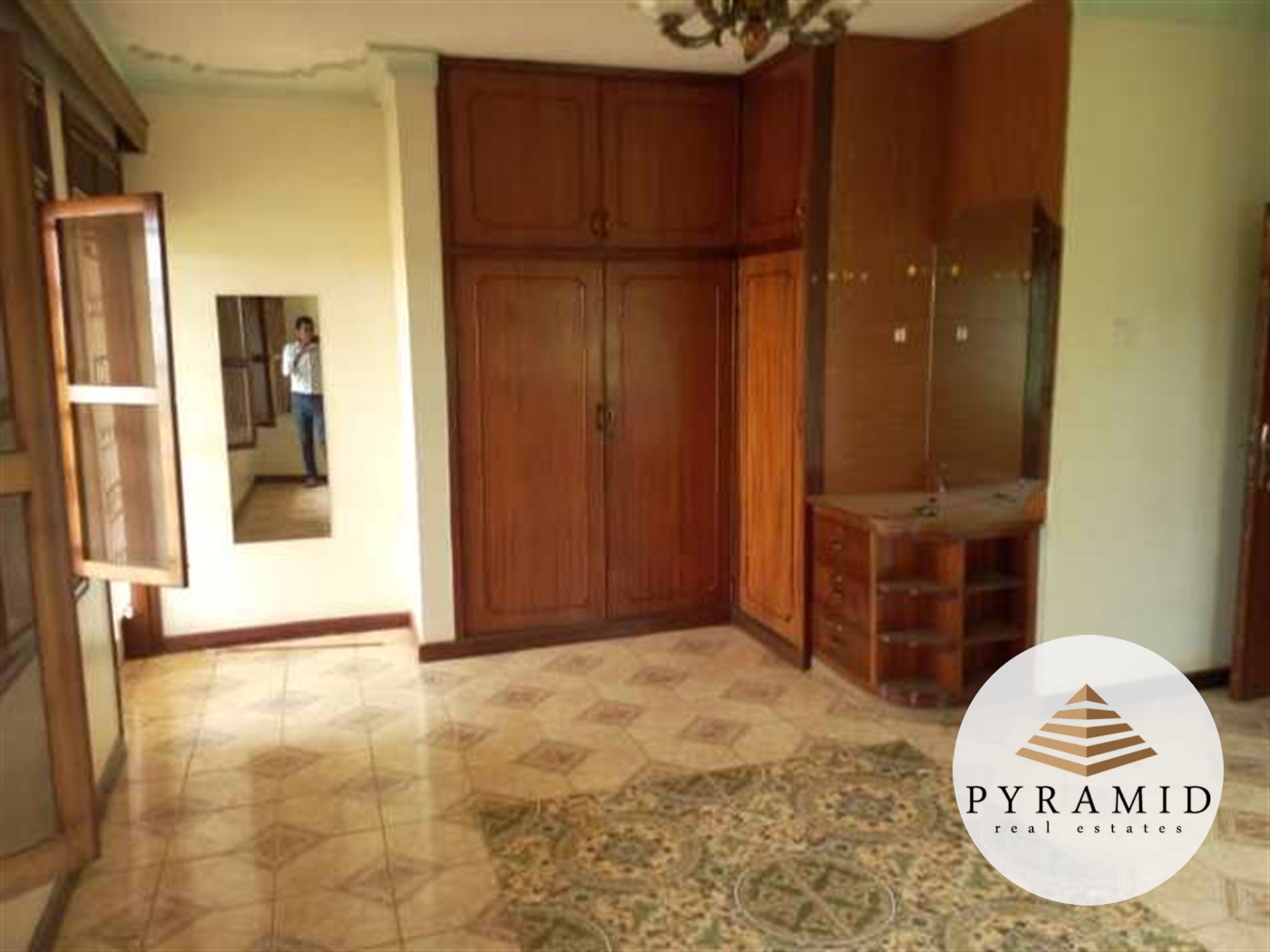 Duplex for rent in Ntinda Kampala