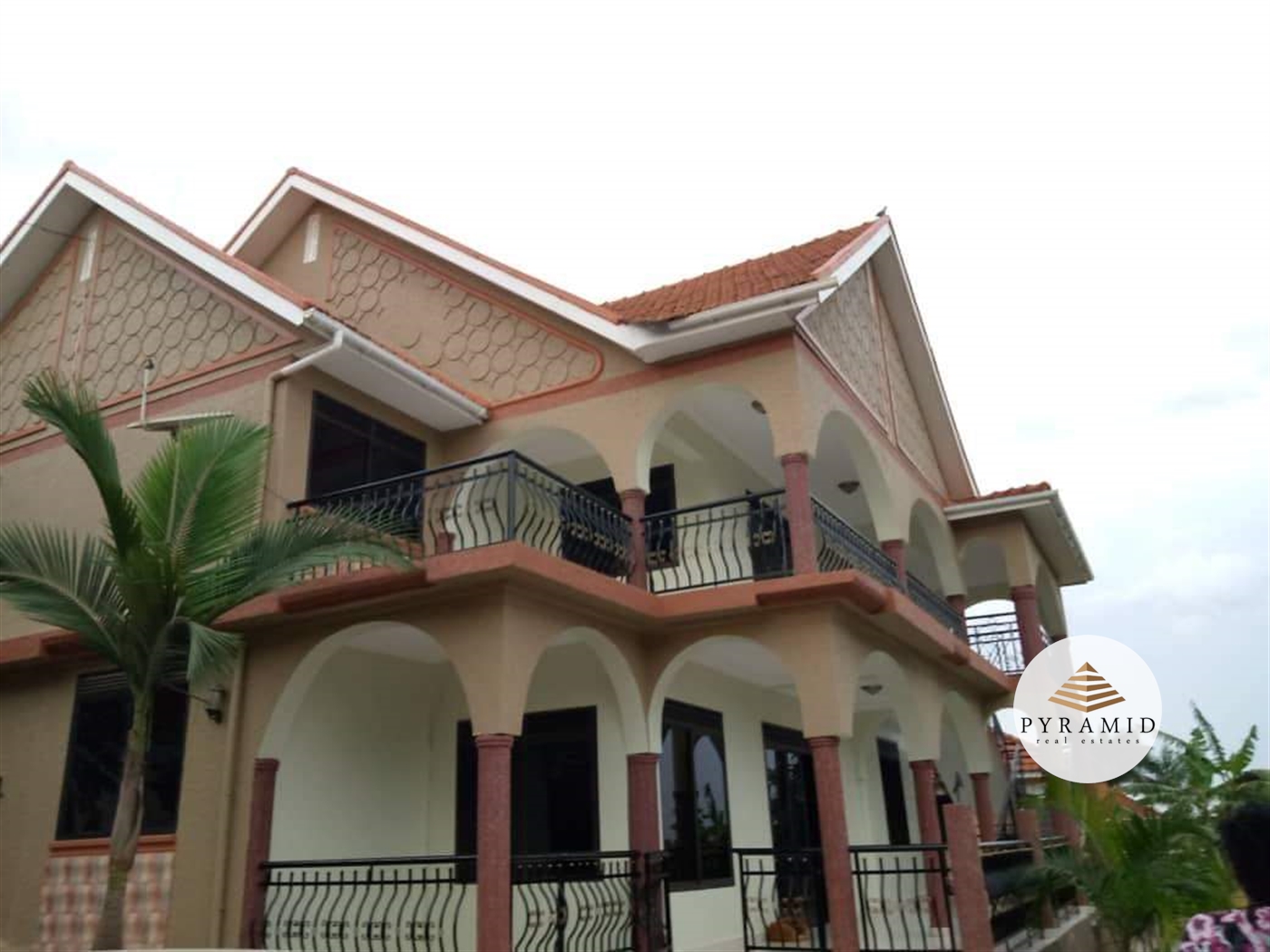 Mansion for rent in Mutungo Kampala