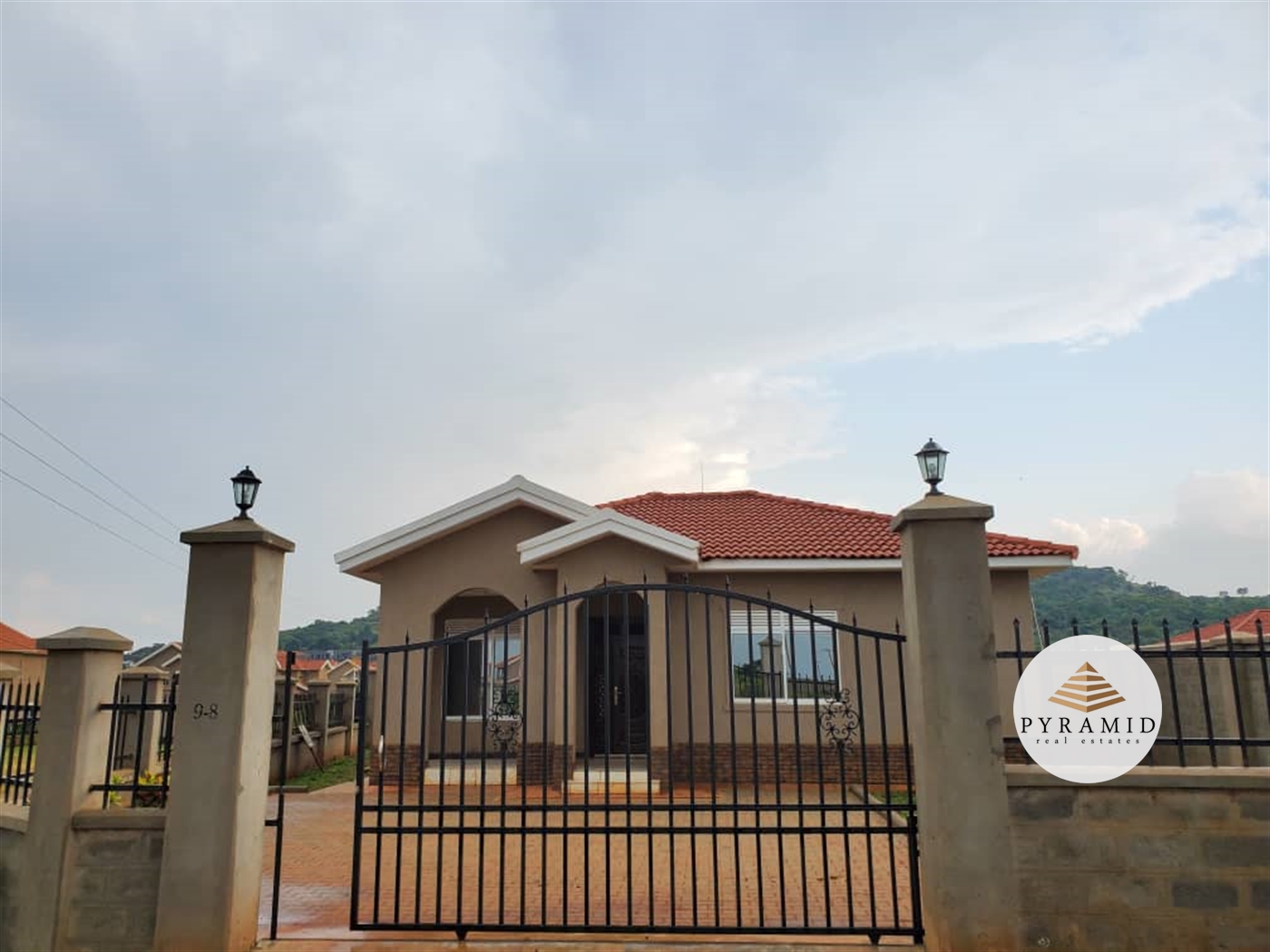 Bungalow for rent in Kigo Wakiso