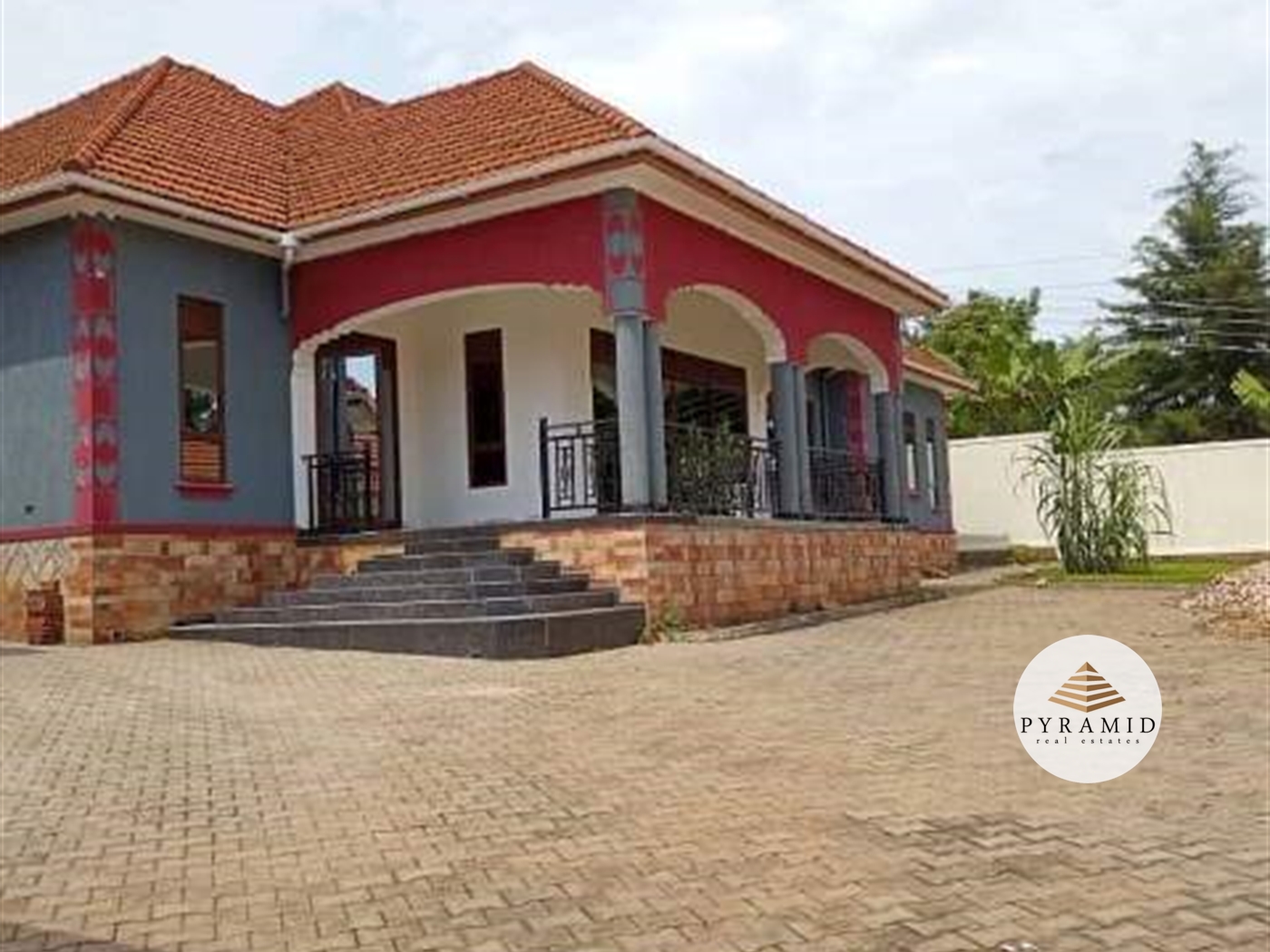 Bungalow for sale in Mutungo Kampala