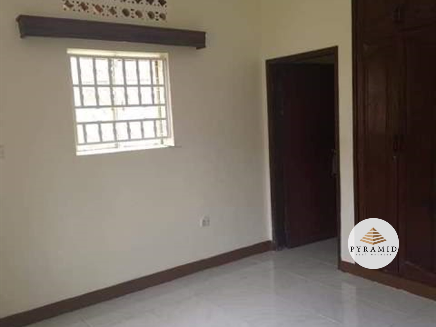 Bungalow for rent in Mutungo Kampala