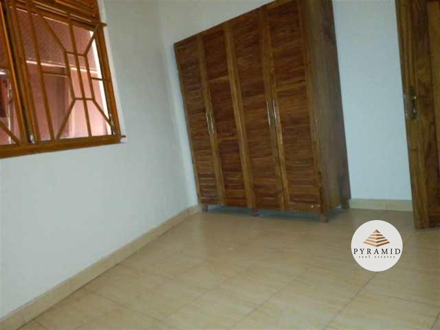 Semi Detached for rent in Kyebando Kampala