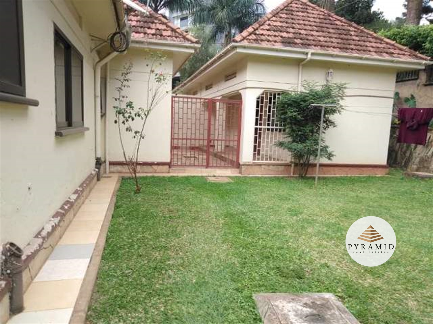 Town House for rent in Naguru Kampala