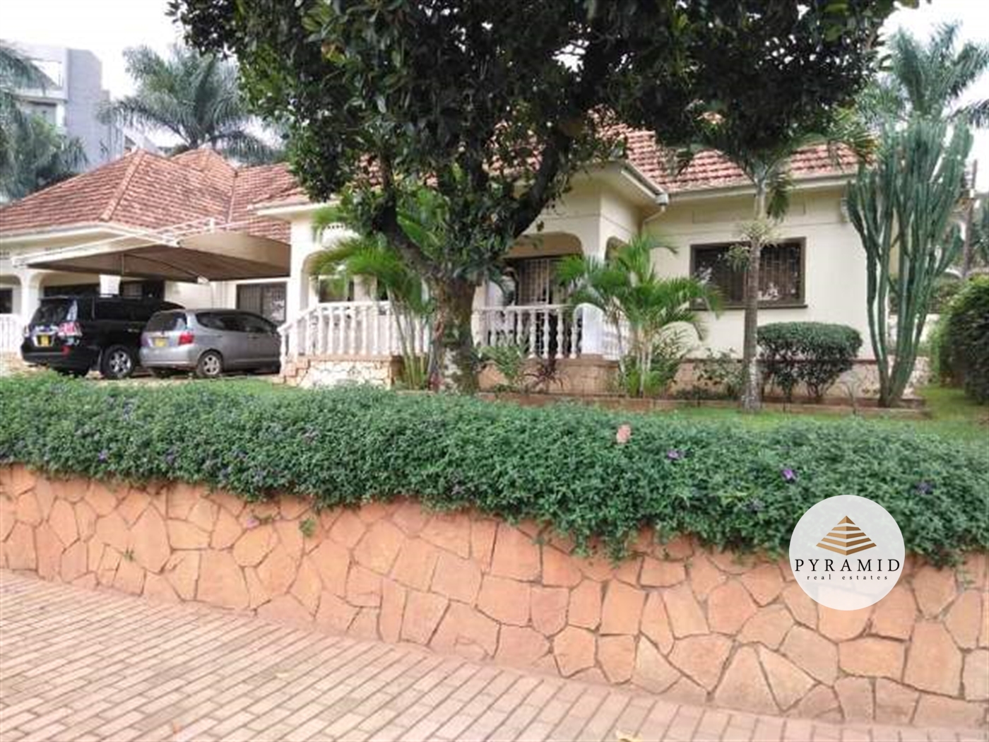 Town House for rent in Naguru Kampala