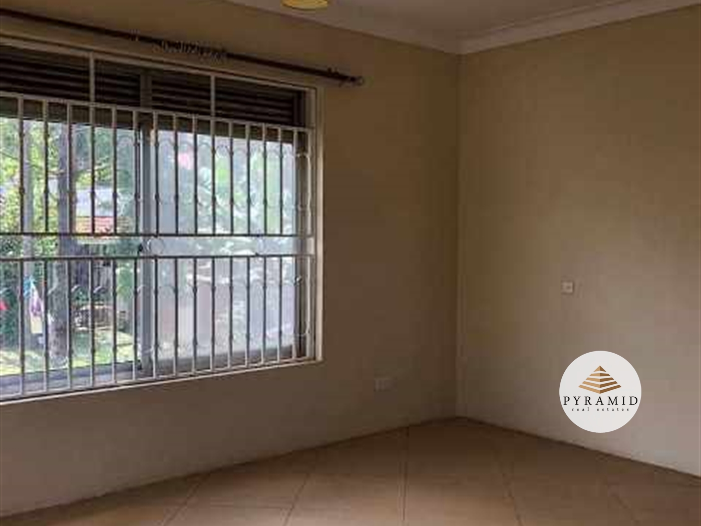 Storeyed house for rent in Muyenga Kampala