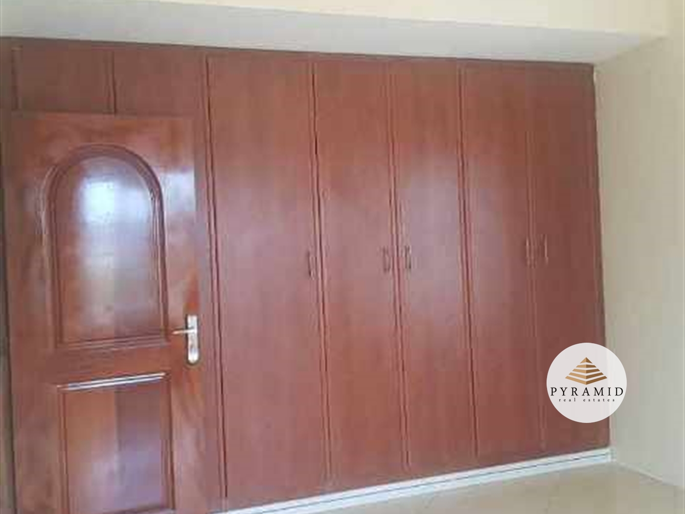 Storeyed house for rent in Muyenga Kampala