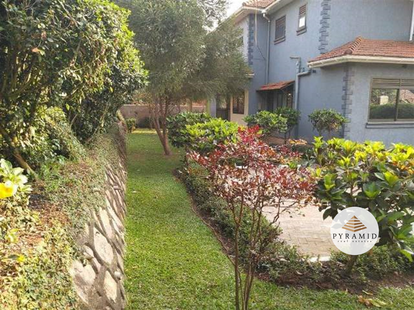 Storeyed house for rent in Ntinda Kampala