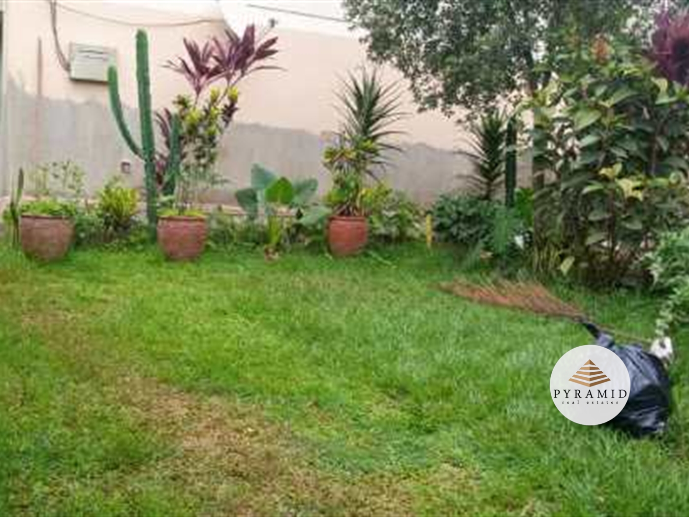 Bungalow for sale in Bukoto Kampala