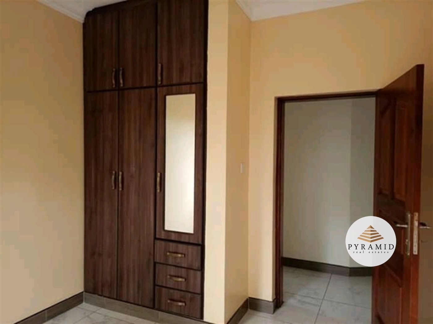 Apartment for rent in Naalya Kampala