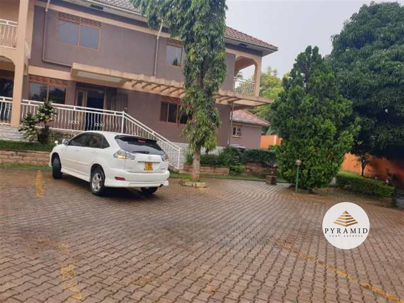 Storeyed house for rent in Naguru Kampala