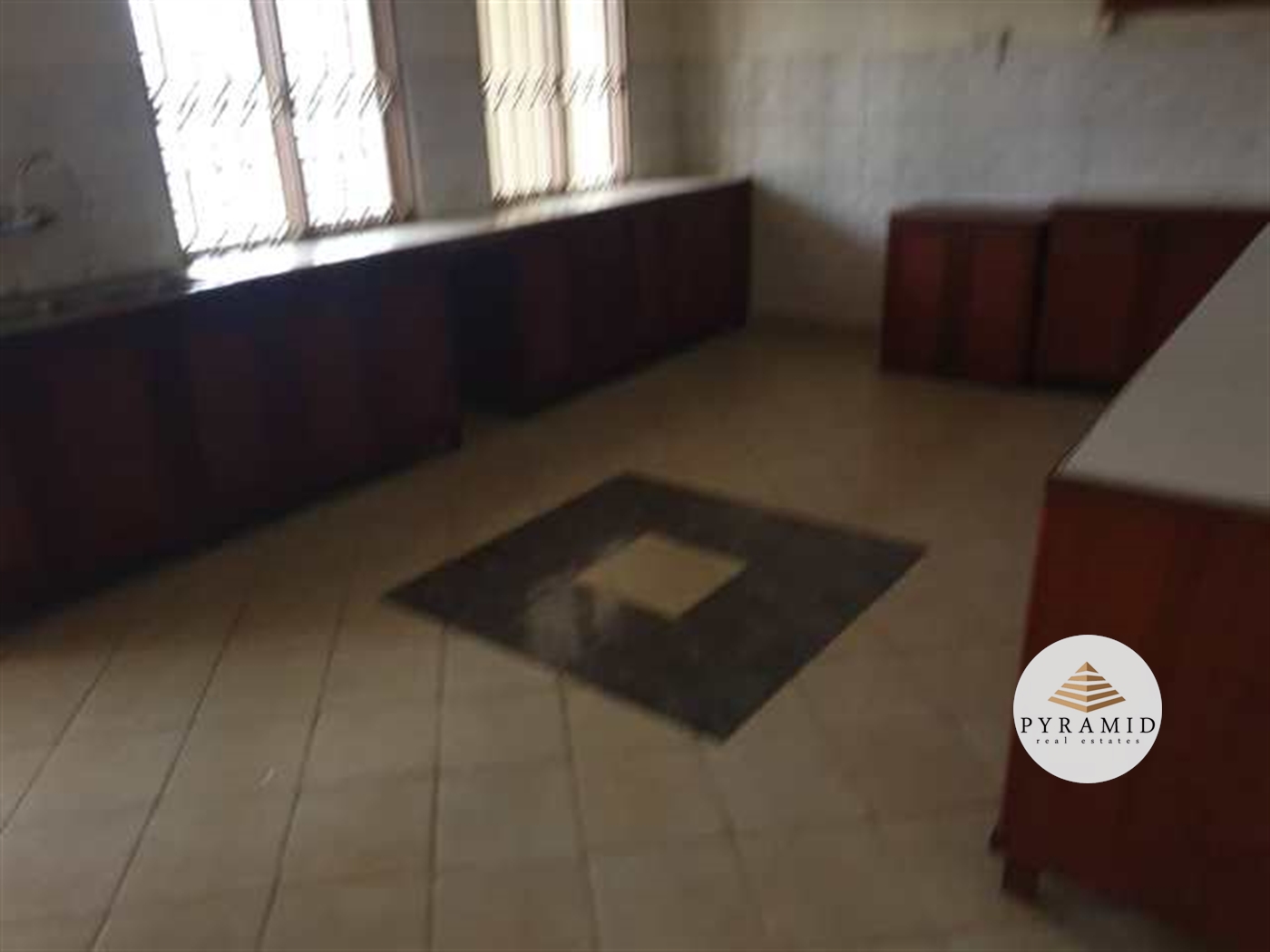 Storeyed house for rent in Naguru Kampala