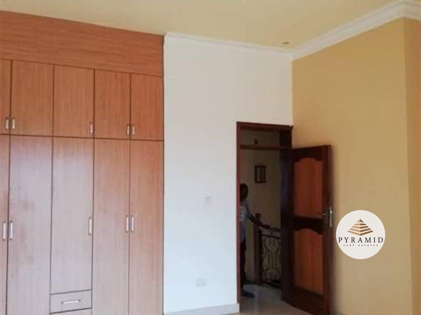 Apartment for rent in Kisaasi Kampala