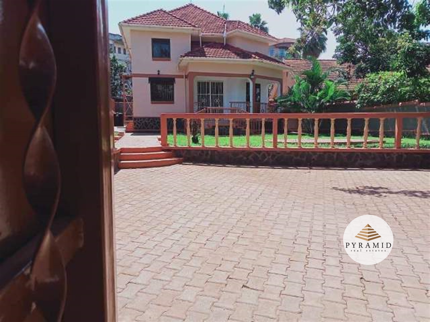 Storeyed house for rent in Naguru Kampala