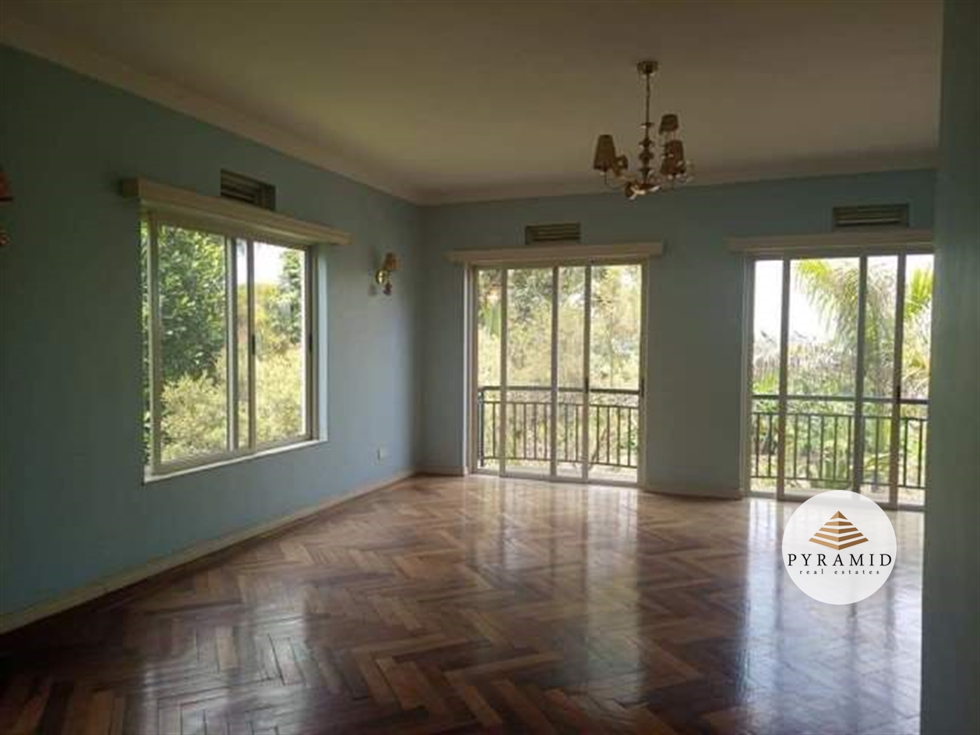 Duplex for rent in Luzira Kampala