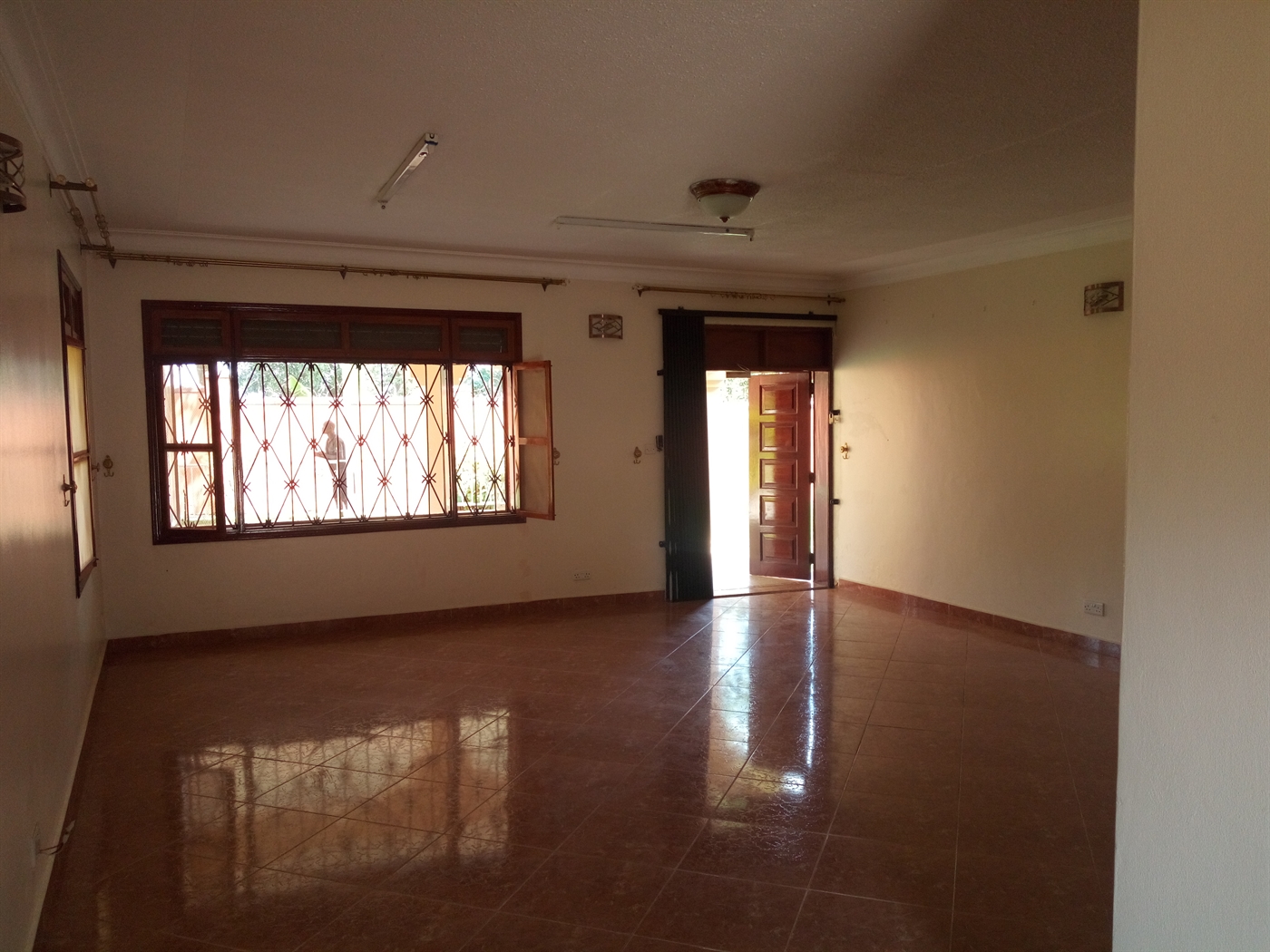 Bungalow for rent in Naguru Kampala