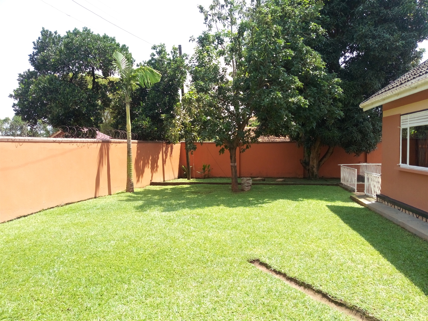 Bungalow for rent in Naguru Kampala