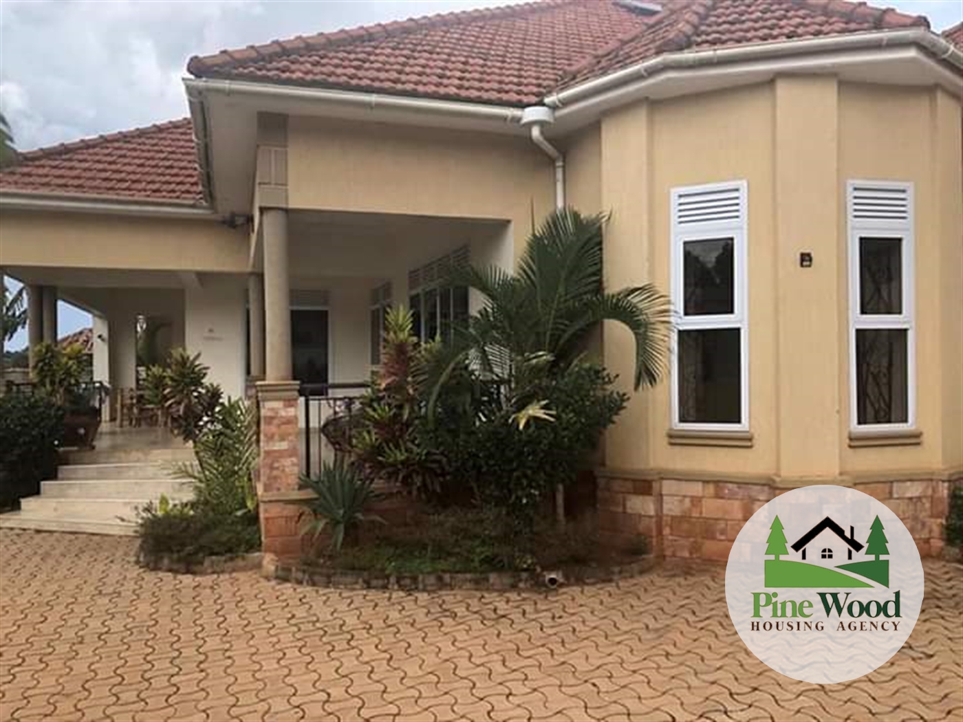 Bungalow for sale in Kiwaatule Kampala