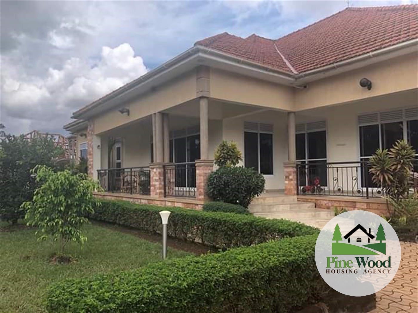 Bungalow for sale in Kiwaatule Kampala