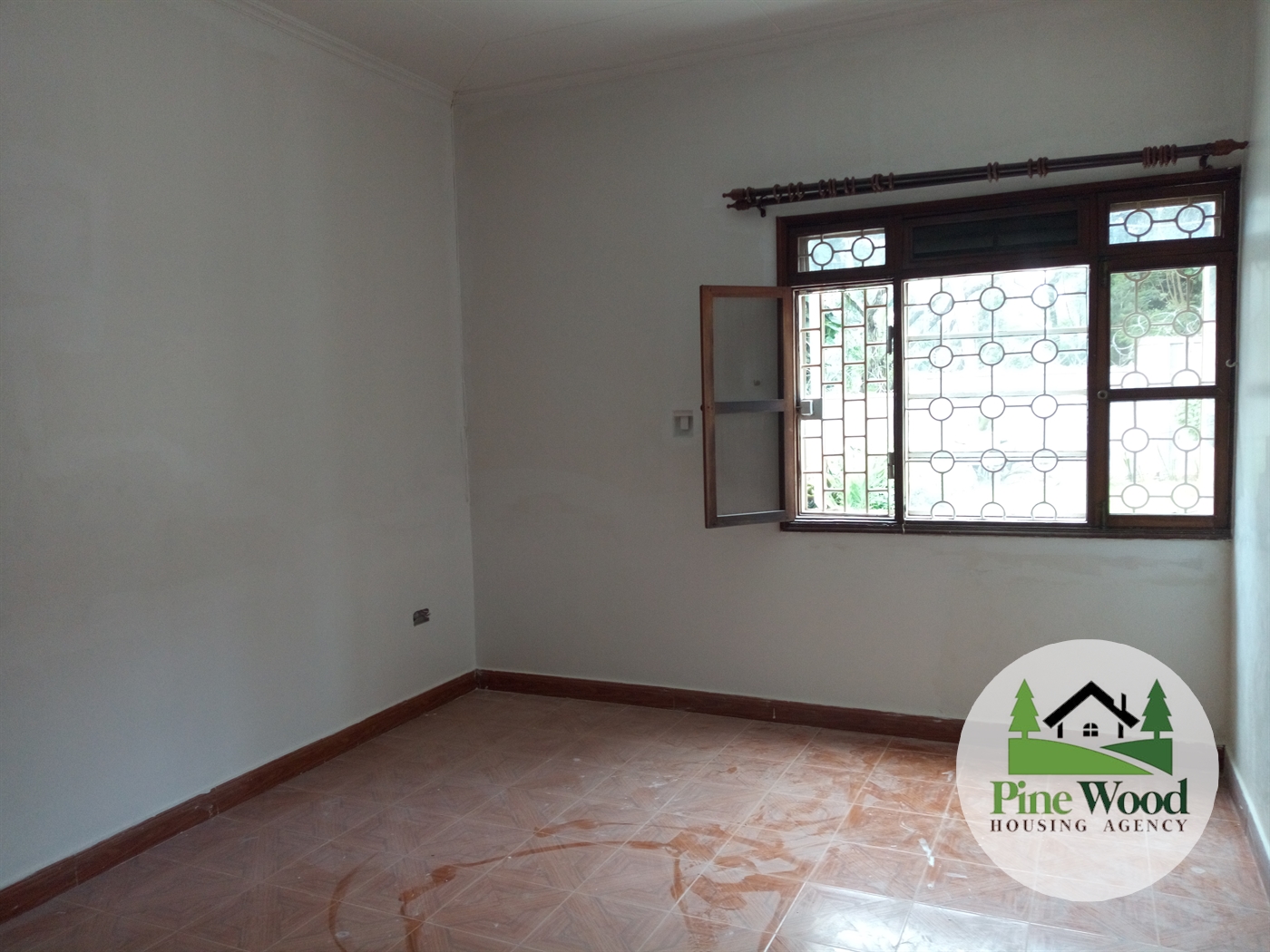 Bungalow for rent in Kololo Kampala