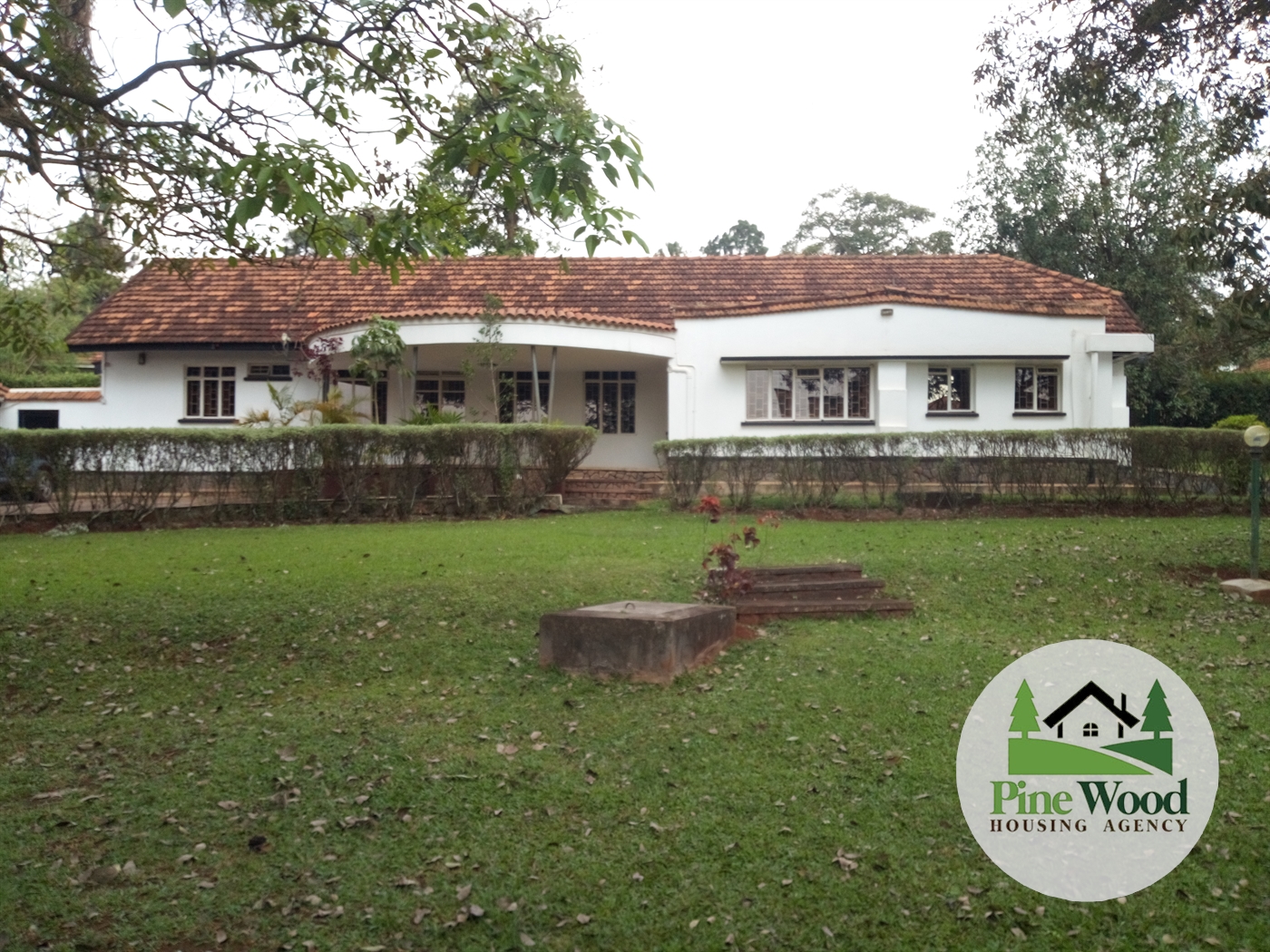 Bungalow for rent in Kololo Kampala