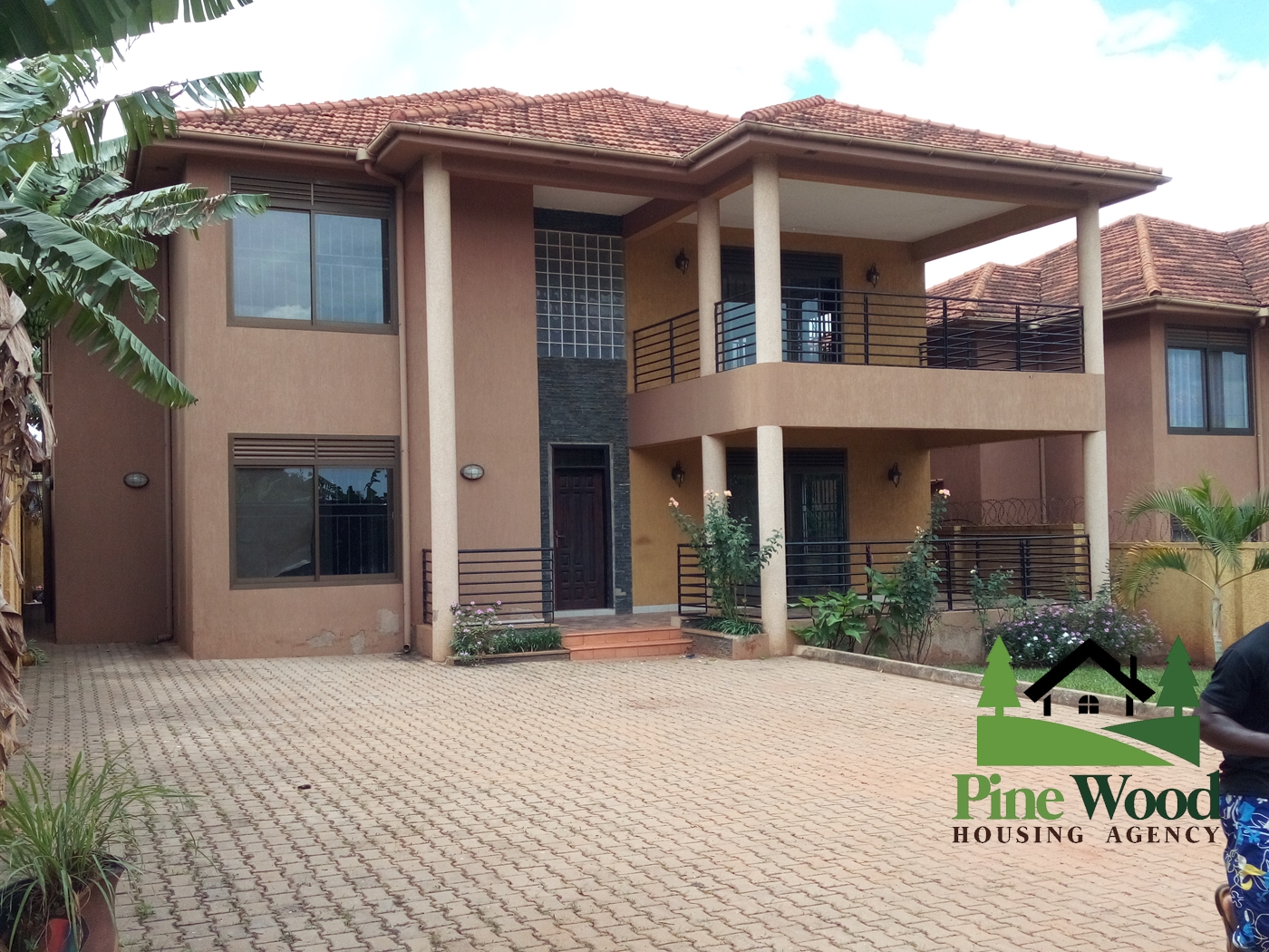 Storeyed house for rent in Kira Wakiso