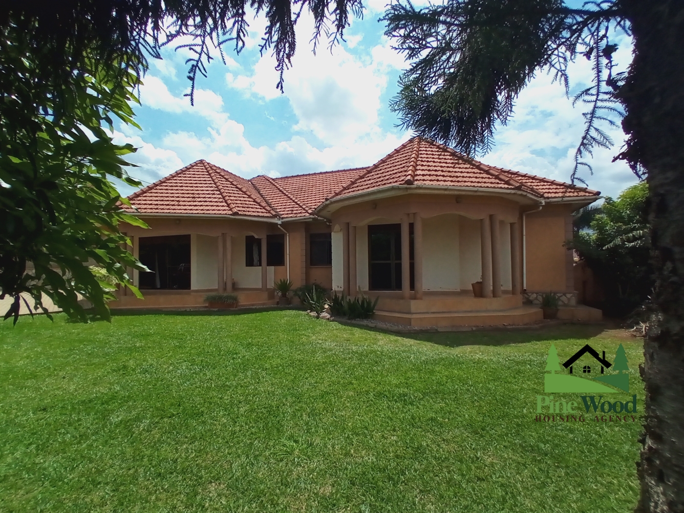 Bungalow for sale in Kira Wakiso