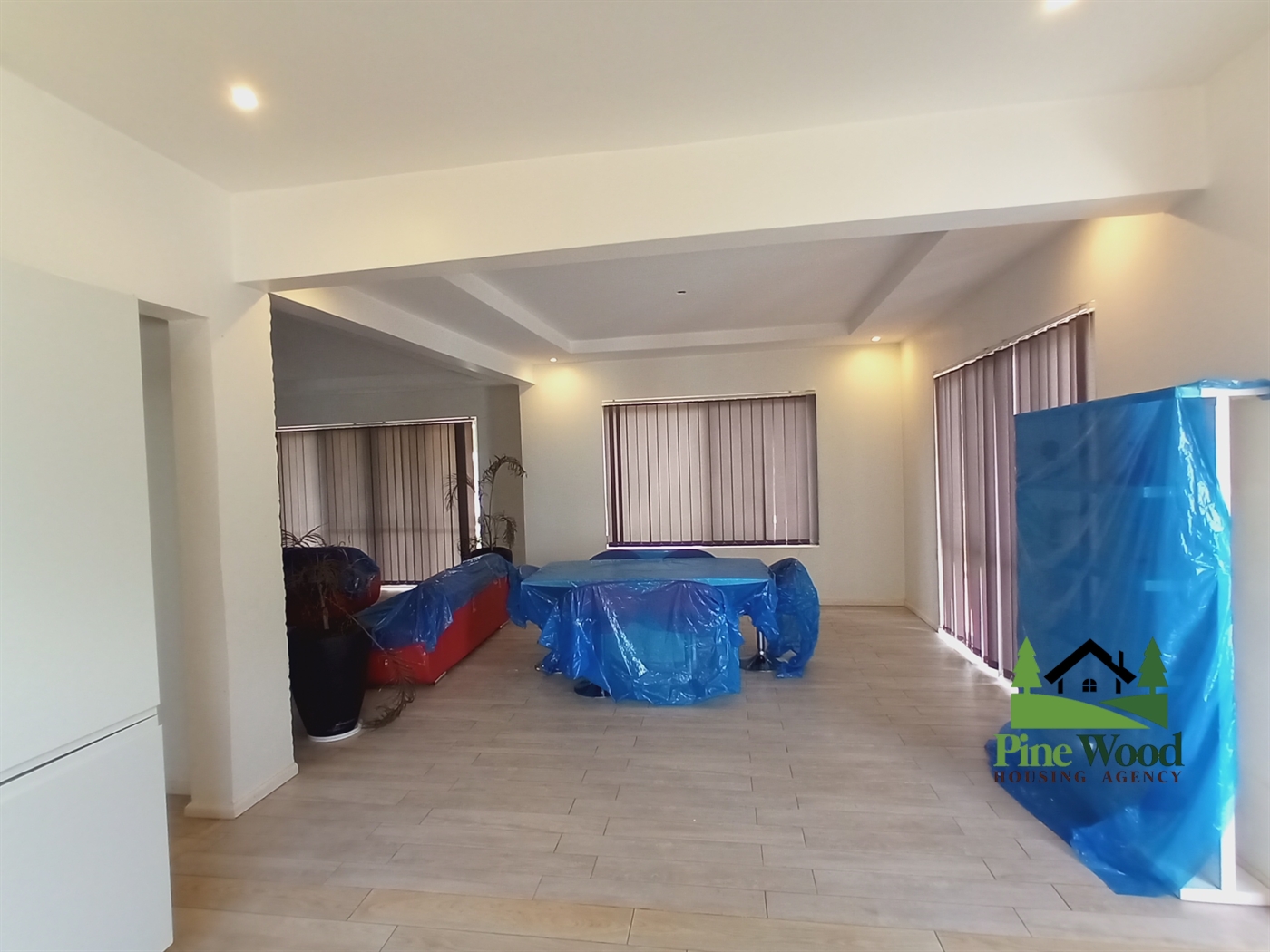 Bungalow for rent in Kiwaatule Kampala