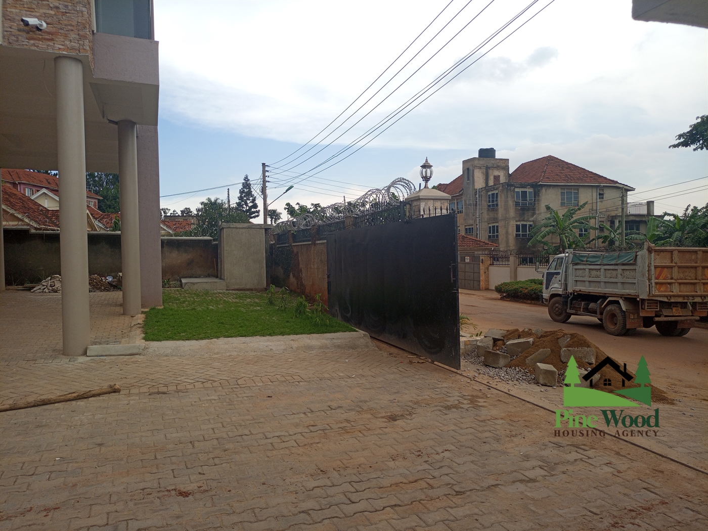 Apartment for rent in Kiwaatule Kampala