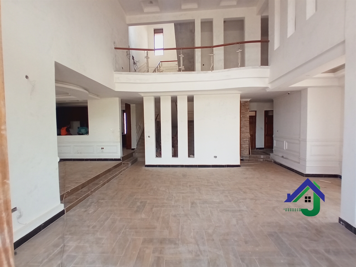 Duplex for sale in Kyanja Kampala