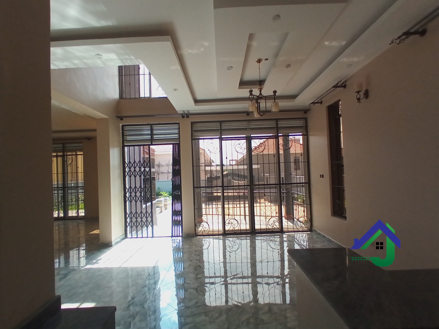 Duplex for sale in Kira Wakiso