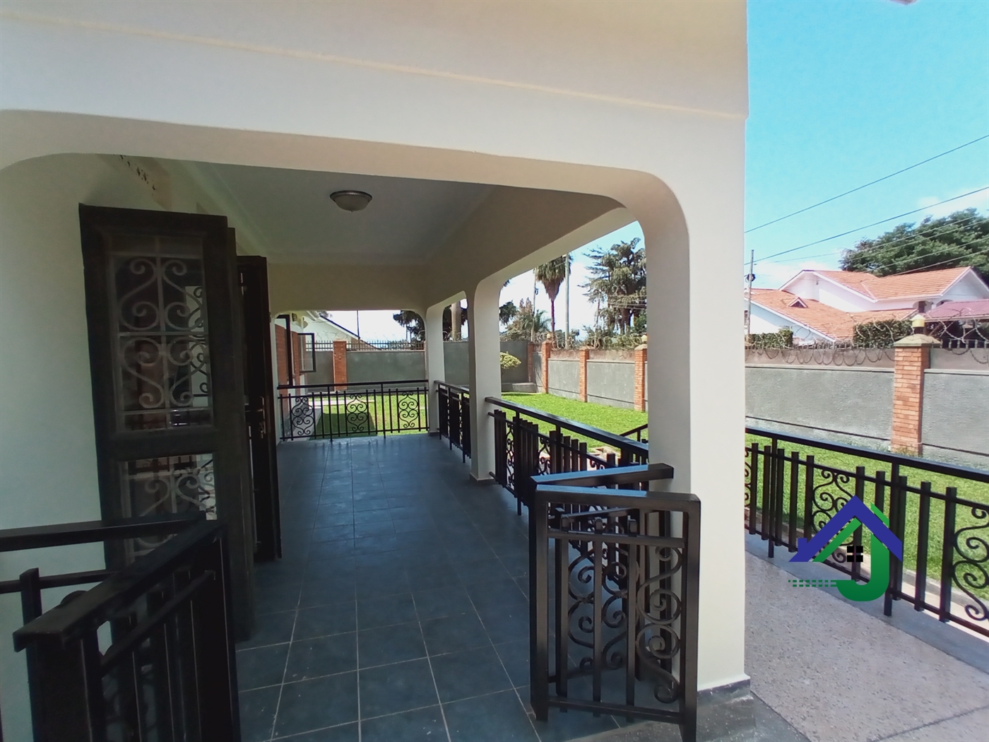 Bungalow for rent in Naguru Kampala