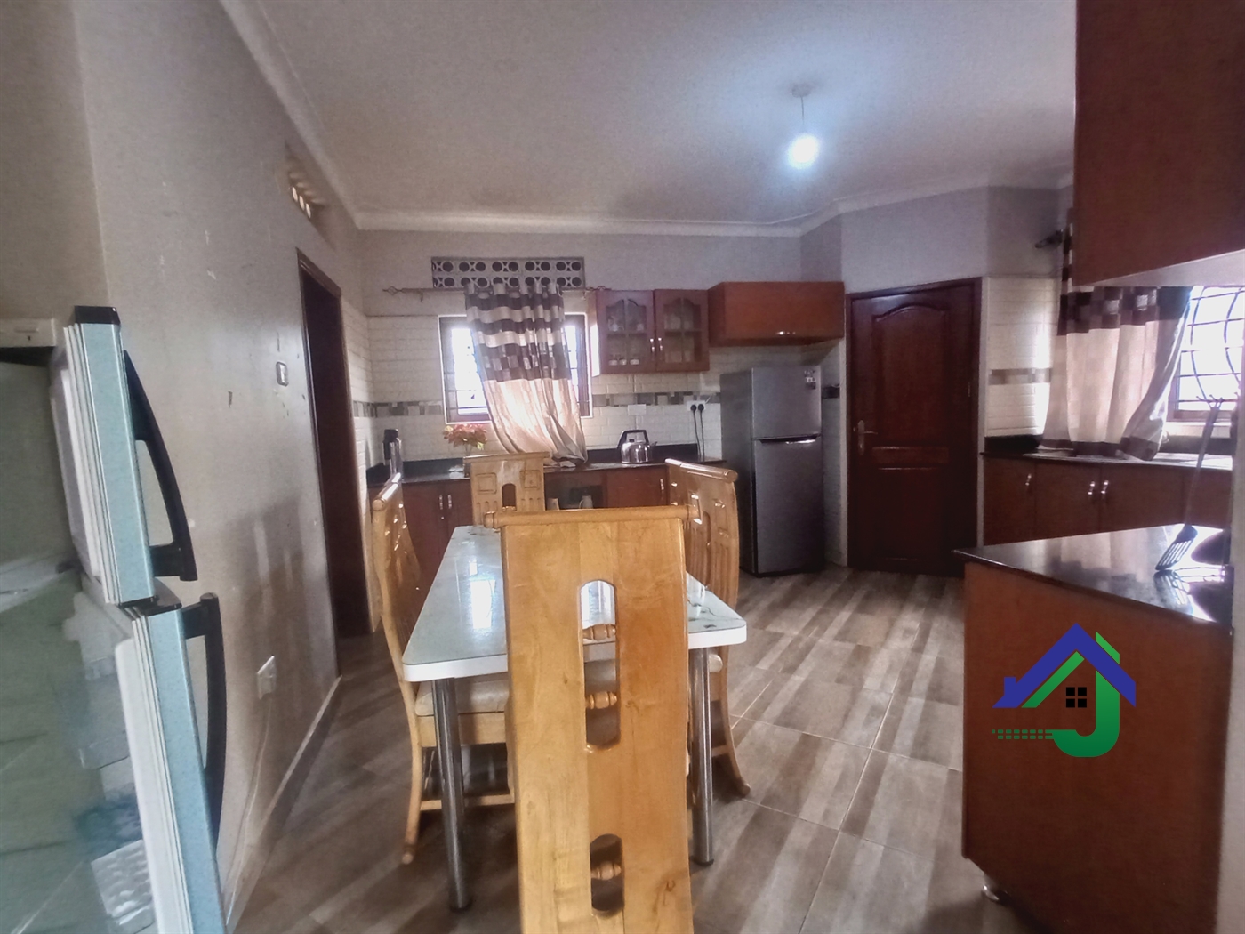 Apartment for rent in Kiwaatule Kampala