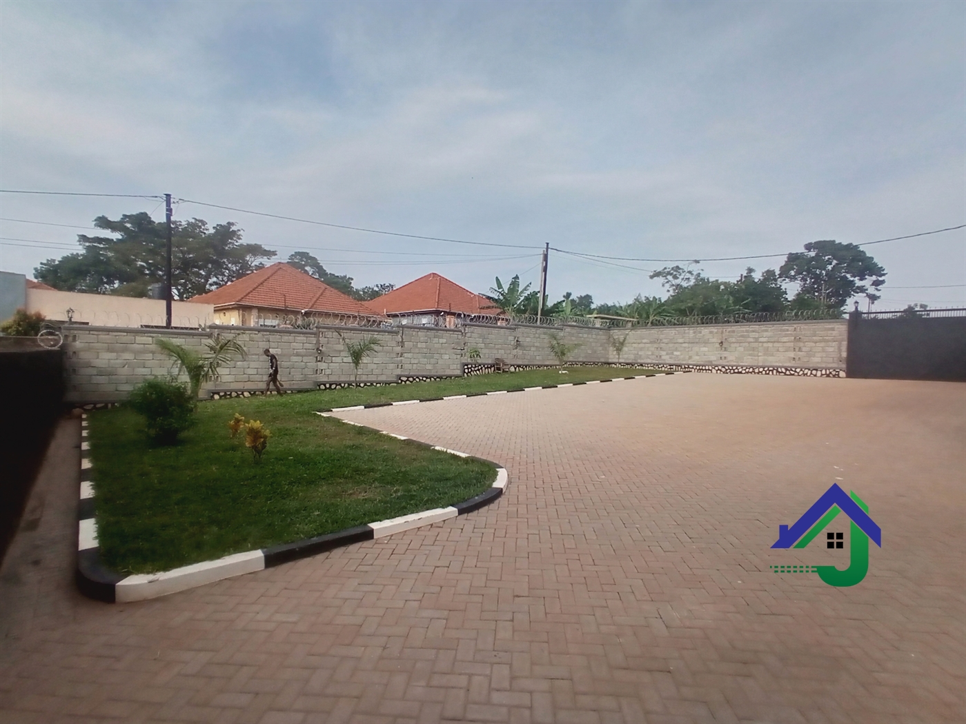 Town House for rent in Kira Wakiso