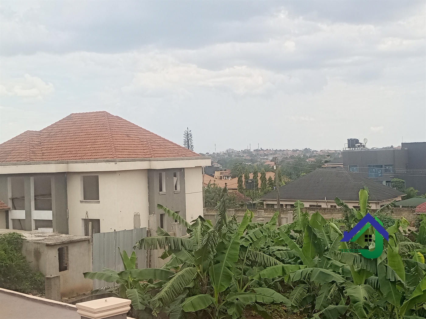 Duplex for sale in Kyanja Kampala